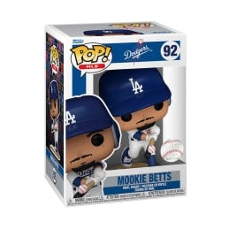 POP! MLB Los Angeles Dodgers Mookie Betts Swinging Vinyl Figure